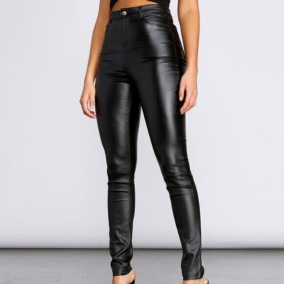 NWT- MISSGUIDED - Black High Waisted Faux Leather Slim pants with pockets - Picture 1 of 7